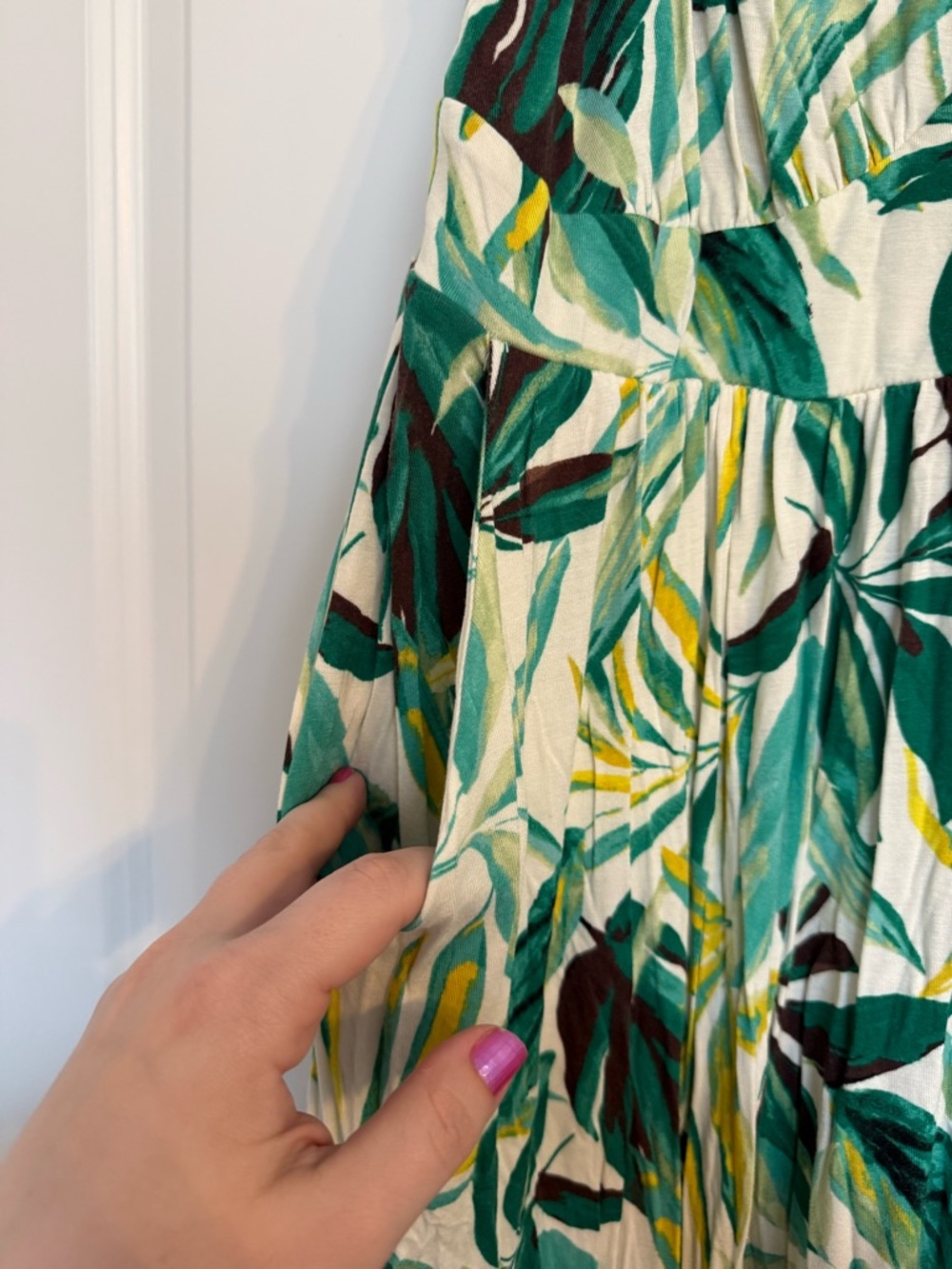 Torrid Green Leaf-Print Maxi Sundress 💚 - Picture 5 of 7